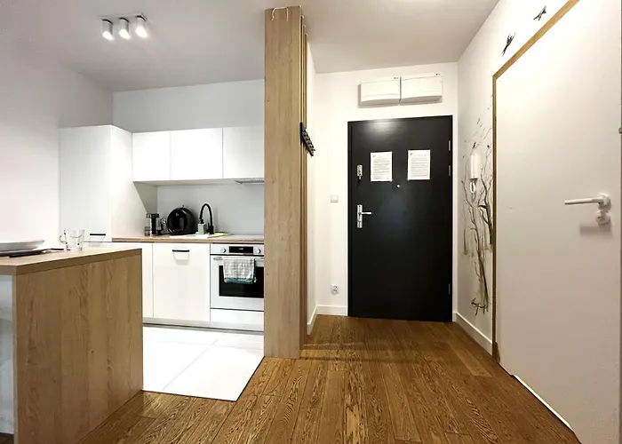 Mieszczanska ~ Self Check-in 24h ~parking And Lift Wroclaw