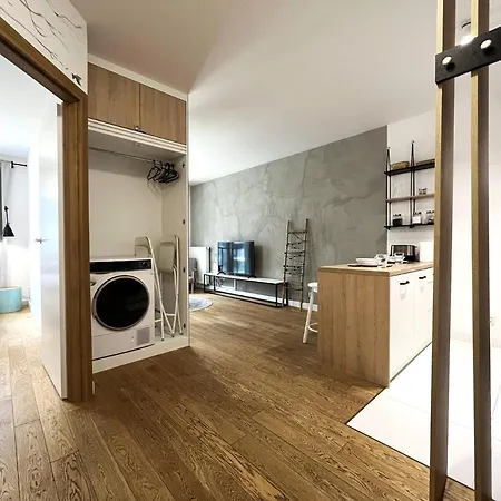 Mieszczanska ~ Self Check-in 24h ~parking And Lift Apartment