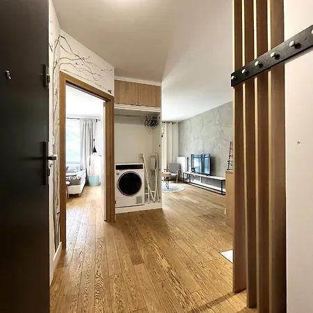 Mieszczanska ~ Self Check-in 24h ~parking And Lift Lejlighed *